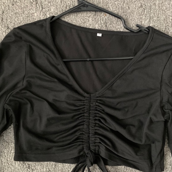 black scrunched top - Picture 2 of 2